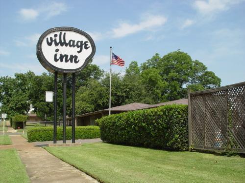 Village Inn Motel Hugo Exterior photo